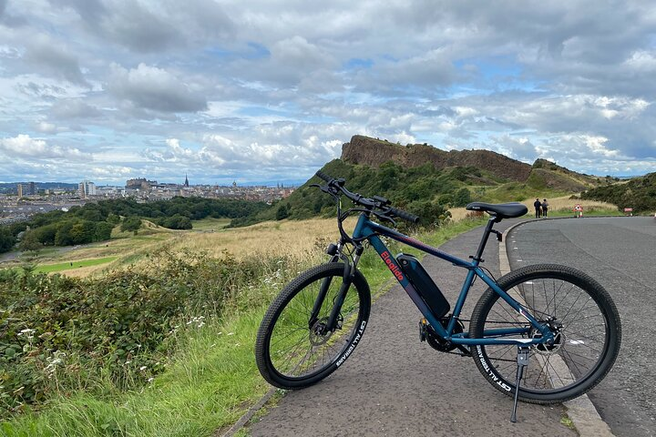 Stunning Edinburgh E-bike Tour - Photo 1 of 6